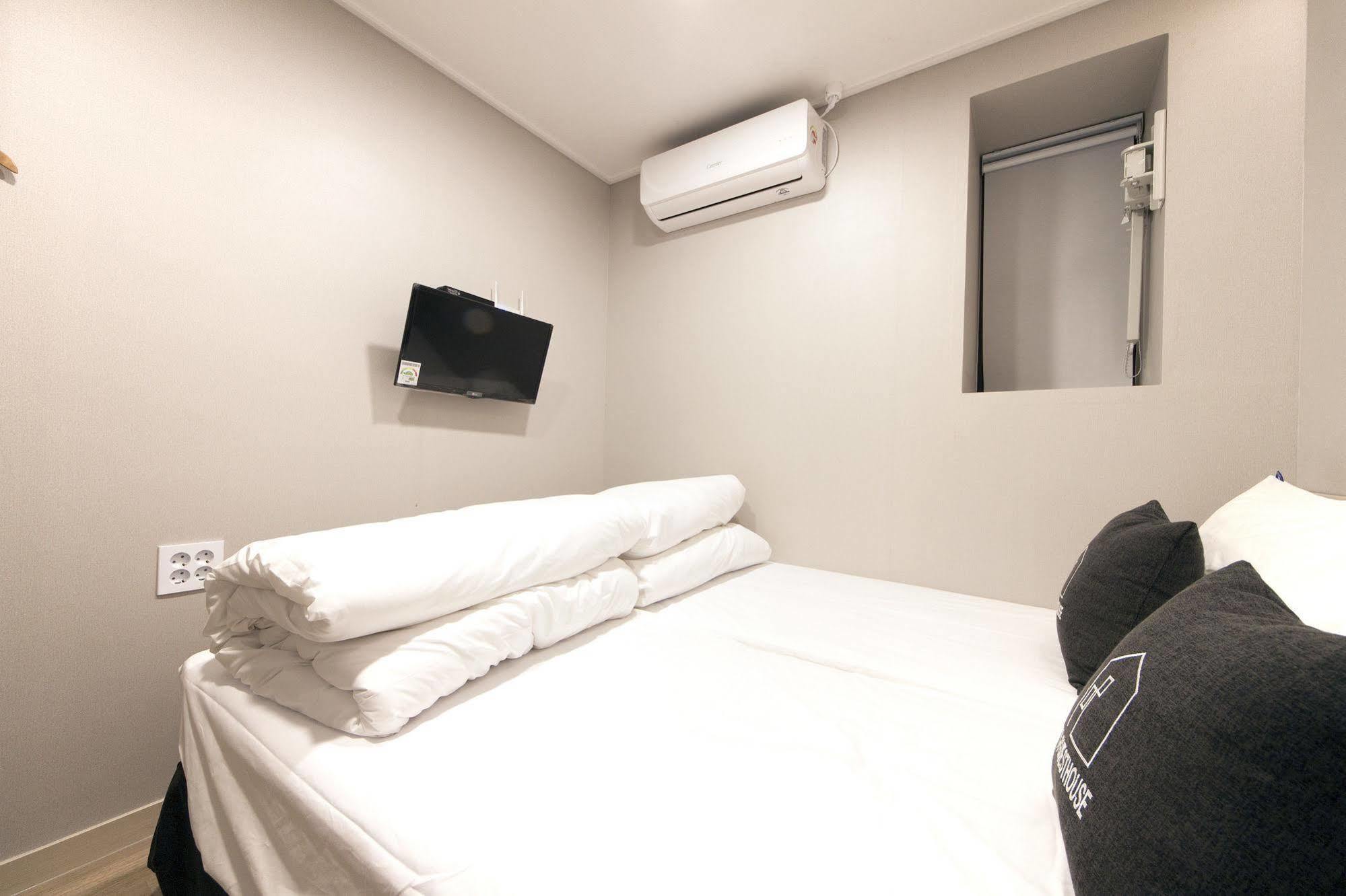 סיאול Oyo Hostel Myeongdong 1 מראה חיצוני תמונה